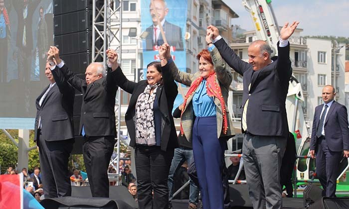 İYİ PARTİ GENEL BAŞKANI AKŞENER: "MENDERES'İN MEZARINI ÇAKIRBEYLİ'YE GETİRMEK BOYNUMUN BORCUDUR" "ÇILDIR HAVAALANI'NI SİVİL UÇUŞA AÇACAĞIZ" "AYDIN'A TARIM SEKTÖRÜ İÇİN BÜYÜK FUAR ALANI YAPACAĞIZ"