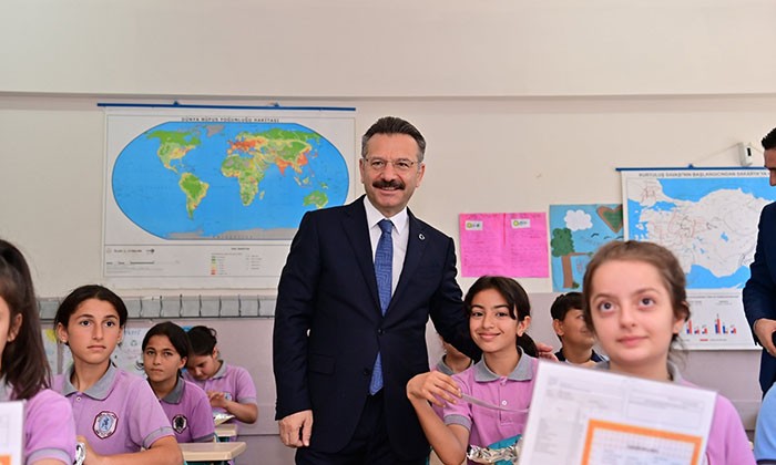 AYDIN'DA 186 BİN 545 ÖĞRENCİ KARNE ALDI