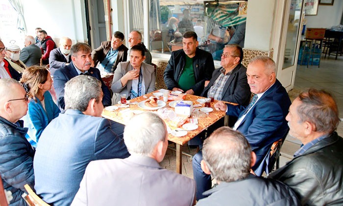 BAŞKAN ÇERÇİOĞLU, ATÇA PAZARI'NI ZİYARET ETTİ