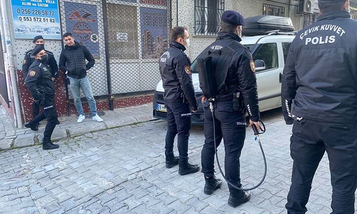 AYDIN'DA SİLAHLI KAVGA: 6 YARALI
