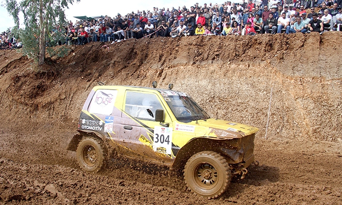 FETHİYE'DE OFF-ROAD YARIŞLARI NEFES KESTİ