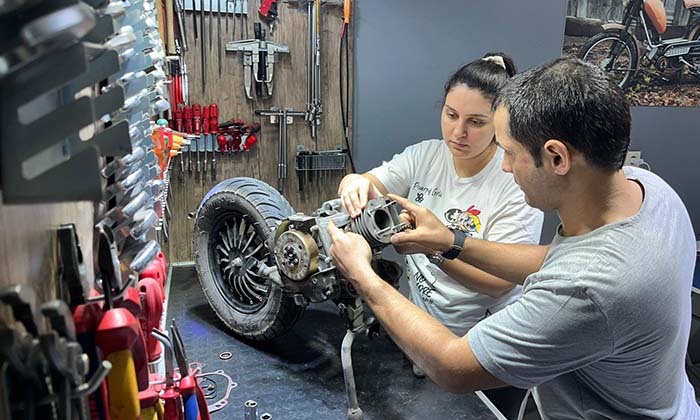 AYDINLI ÇİFT, BEBEKLERİNE HONDA ADINI VERDİ