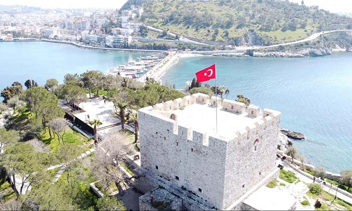 TÜRK KALELERİNİ BEKLEYEN TEHLİKE KARADENİZ'DEN AKDENİZ'E TÜRK KALELERİ TEHLİKE ALTINDA GÜVERCİNADA KALESİ'NİN CENEVİZ DEĞİL, TÜRK KALESİ OLDUĞUNU İSPATLADILAR