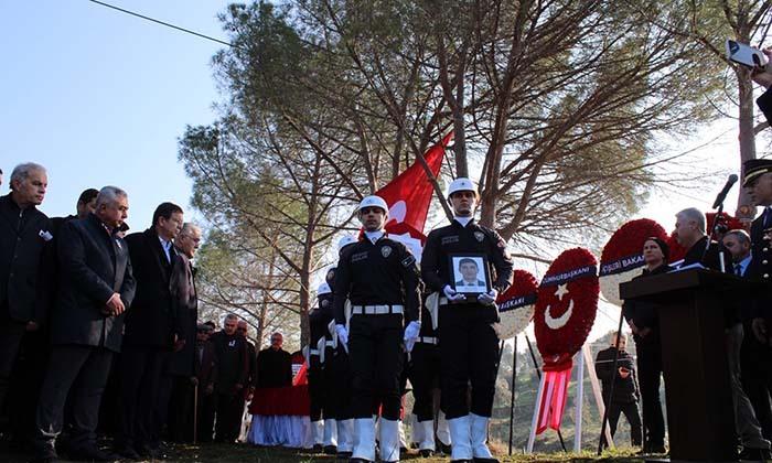 ÇİNELİ ŞEHİT KOMİSER SON YOLCULUĞUNA UĞURLANDI
