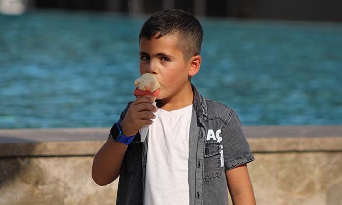 AYDIN'DA TERMOMETRELER 43 DERECEYİ GÖSTERDİ