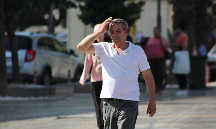 AYDIN'DA TERMOMETRELER 43 DERECEYİ GÖSTERDİ