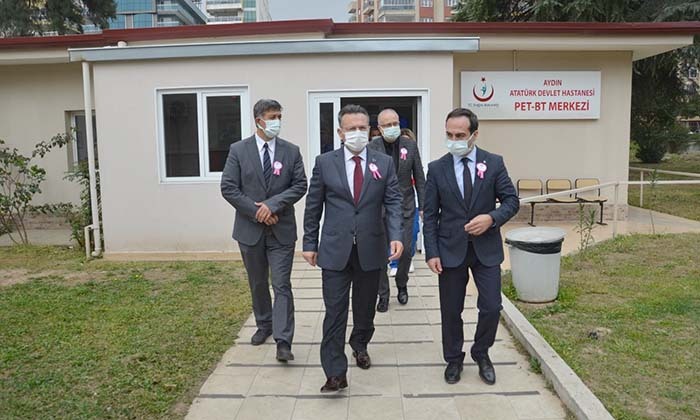 VALİ AKSOY, ONKOLOJİ HASTALARINI ZİYARET ETTİ