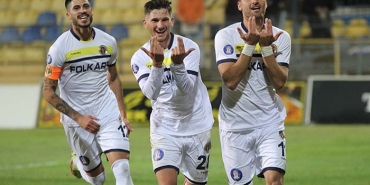 TFF 1. LİG: MENEMENSPOR: 3 - YILPORT SAMSUNSPOR: 2