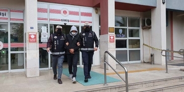 YAŞLI KADINI TELEFONLA 3 MİLYON LİRA DOLANDIRAN ŞAHIS TUTUKLANDI