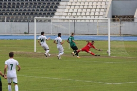 EFELER 09 SFK, LİDERLİĞİNİ KORUDU