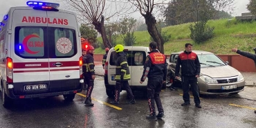 AYDIN'DA TRAFİK KAZASI: 5 YARALI