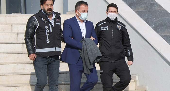 AYDIN MERKEZLİ 11 İLDE TARİHİ ESER OPERASYONU OPERASYONDA BİR MÜZE MÜDÜRÜ İLE POLİS MEMURUNUN DA ARALARINDA BULUNDUĞU 4 KİŞİ TUTUKLANDI DONATELLO'NUN "DAVUT" HEYKELİNİN 18. YÜZYILDA YAPILAN BİR REPLİKASI ELE GEÇİRİLDİ