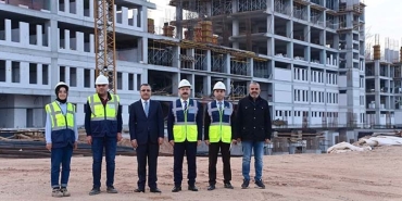 VALİ AKSOY AYDIN ŞEHİR HASTANESİ ALANINDA İNCELEMELERDE BULUNDU