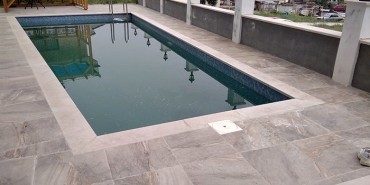 FETHİYE'DE YAĞMUR SUYU DOLU HAVUZA DÜŞEN 3 YAŞINDAKİ ÇOCUK ÖLDÜ