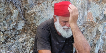 MARMARİS YANGINININ KUNDAKLAYICISI SACİT AYHAN'IN BABASI FERYAT ETTİ KADİR AYHAN: "KEŞKE ÖLSEYDİ DE ORMANLARI YAKMASAYDI" "ALKOL SORUNU SONUMUZU GETİRDİ" "ÜÇ YIL ORMAN İŞÇİSİ OLARAK ÇALIŞTI"
