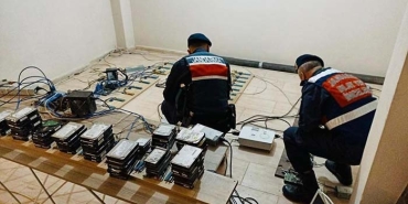 6 MİLYONLUK KRİPTO PARA ÜRETEN ŞÜPHELİ KUŞADASI'NDA YAKALANDI