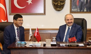 BAKAN VARANK'TAN, NAZİLLİ'DEKİ PROJELER İÇİN DESTEK SÖZÜ
