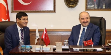 BAKAN VARANK'TAN, NAZİLLİ'DEKİ PROJELER İÇİN DESTEK SÖZÜ