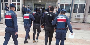 AKÜ HIRSIZLARI JANDARMA'DAN KAÇAMADI