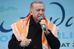 CUMHURBAŞKANI ERDOĞAN, AYDIN'DAN MEYDAN OKUDU "TÜRKİYE'NİN AYAĞINA PRANGALAR VURMAYI BAŞARAMAYACAKSINIZ" "TÜRKİYE YÜZYILI'NIN ÖNÜNE GEÇEMEYECEKSİNİZ"