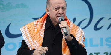 CUMHURBAŞKANI ERDOĞAN, AYDIN'DAN MEYDAN OKUDU "TÜRKİYE'NİN AYAĞINA PRANGALAR VURMAYI BAŞARAMAYACAKSINIZ" "TÜRKİYE YÜZYILI'NIN ÖNÜNE GEÇEMEYECEKSİNİZ"