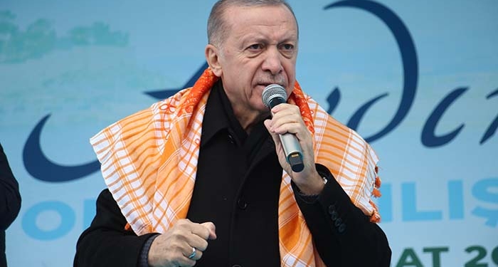 CUMHURBAŞKANI ERDOĞAN, AYDIN'DAN MEYDAN OKUDU "TÜRKİYE'NİN AYAĞINA PRANGALAR VURMAYI BAŞARAMAYACAKSINIZ" "TÜRKİYE YÜZYILI'NIN ÖNÜNE GEÇEMEYECEKSİNİZ"