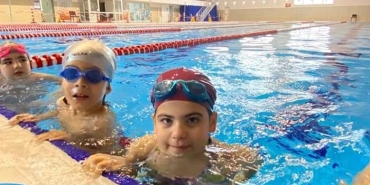 AYDIN'DA ÇOCUKLAR YÜZME ÖĞRENMEYE DEVAM EDİYOR "10 BİN ÇOCUK ÖĞRENDİ, HEDEF 30 BİN"