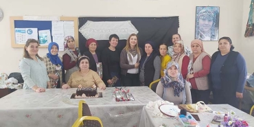 KARPUZLU HEM'DE KADINLAR KENDİ GÜNLERİNİ KUTLADI