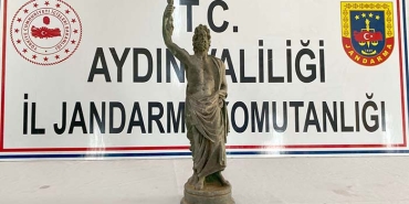 BRONZ HEYKELİ SATMAK İSTERKEN YAKALANDILAR