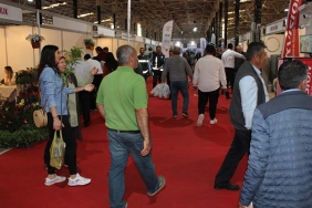 AYDIN TARIM FUARI KAPILARINI ZİYARETÇİLERİNE AÇTI