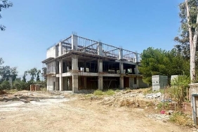 ÇİNE'DE GENÇLİK MERKEZİ VE YÜZME HAVUZU ÇALIŞMALARI HIZ KESMİYOR