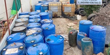 AYDIN'DA 21 TON 876 LİTRE KAÇAK AKARYAKIT ELE GEÇİRİLDİ OTO LASTİK TAMİRHANESİNİ AKARYAKIT İSTASYONUNA ÇEVİRDİ, SUÇÜSTÜ YAKALANDI