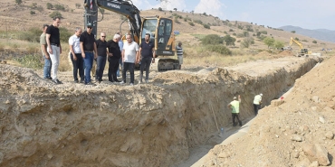ÇİNE'DE SULAMA BORULARI YER ALTINA İNDİ