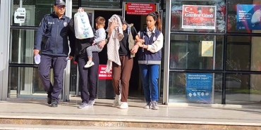 ŞÜPHELİ HAREKETLER YAPAN HIRSIZLAR KARPUZLU'DA YAKALANDI