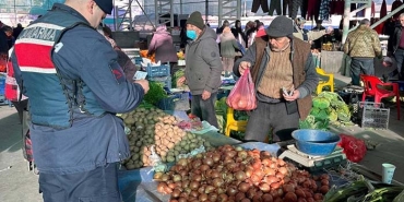 JANDARMA EKİPLERİ ÇİNELİ VATANDAŞLARI BİLGİLENDİRDİ