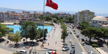 AYDIN 42 YAŞINDA