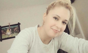 İŞ GÖRÜŞMESİNE GİDEN KARISINI BIÇAKLAYARAK ÖLDÜRDÜ