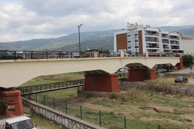 ÇİNE'NİN TARİHİ 'İTALYAN KÖPRÜSÜ' BİR ASRI AŞKIN SÜREDİR VATANDAŞLARA HİZMET EDİYOR