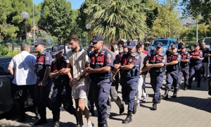AYDIN MERKEZLİ 4 İLDE DOLANDIRICILIK OPERASYONU: 9 GÖZALTI SUÇ GELİRLERİNİ KRİPTO VARLIKLARA ÇEVİREREK AKLAMAYA ÇALIŞMIŞLAR 9 MİLYARLIK İŞLEM HACMİNE ULAŞMIŞLAR