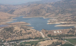 TOPÇAM VE YAYLAKAVAK BARAJLARI BAKIMA ALINDI