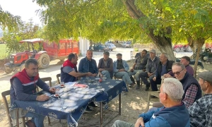 KARPUZLU'DA ÇİFTÇİLER BİLGİLENDİRİLDİ