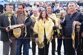 DÜNYA KUPASINI KARAGÖZ VE ERTABEY PAYLAŞTI