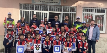 trafik-çobanisa-tekeler okulu-eğitim-yenipazar-1