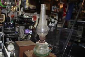 BİR ZAMANLAR HER EVİN VAZGEÇİLMEZİ OLAN GAZ LAMBALARI ŞİMDİ NOSTALJİ OLDU