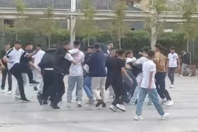 GENÇLERİN KAVGASI ORTALIĞI KARIŞTIRDI: 1 YARALI