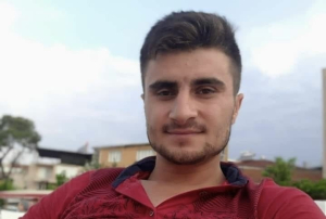 İKİNCİ KATTAN DÜŞEN GENÇ HAYATA TUTUNAMADI