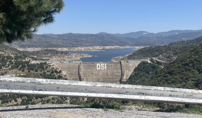Çine Adnan Menderes Barajı’nda su seviyesi yüzde 12’ye düştü