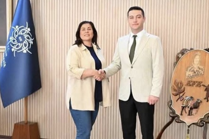 Sosyal Kılıç görevinden ve partisinden istifa etti