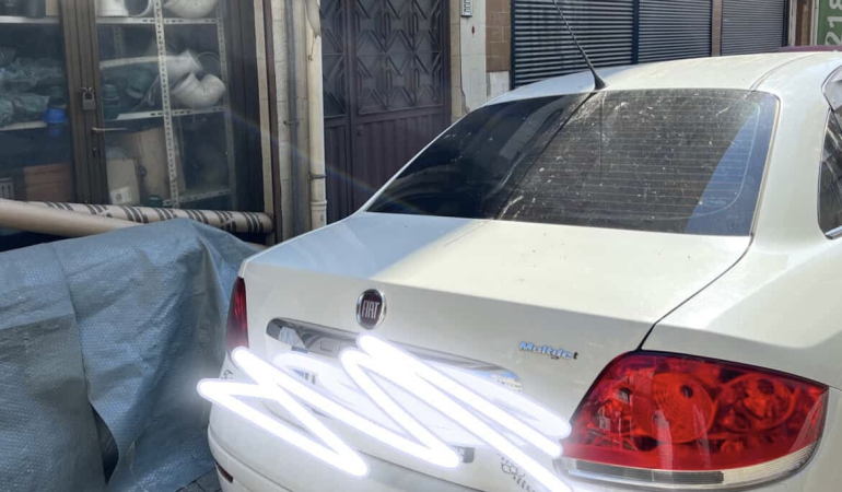 Çine’de hatalı park yüzünden evlerine girmekte zorluk yaşıyorlar!