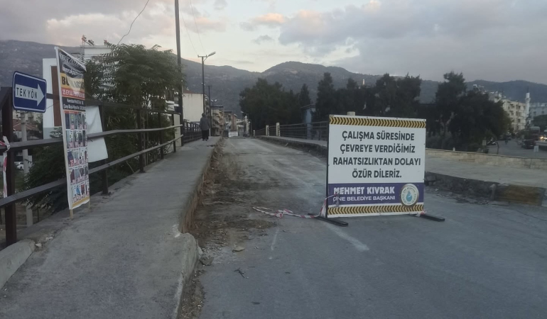 İtalyan Köprüsü çift yönlü trafiğe açılıyor